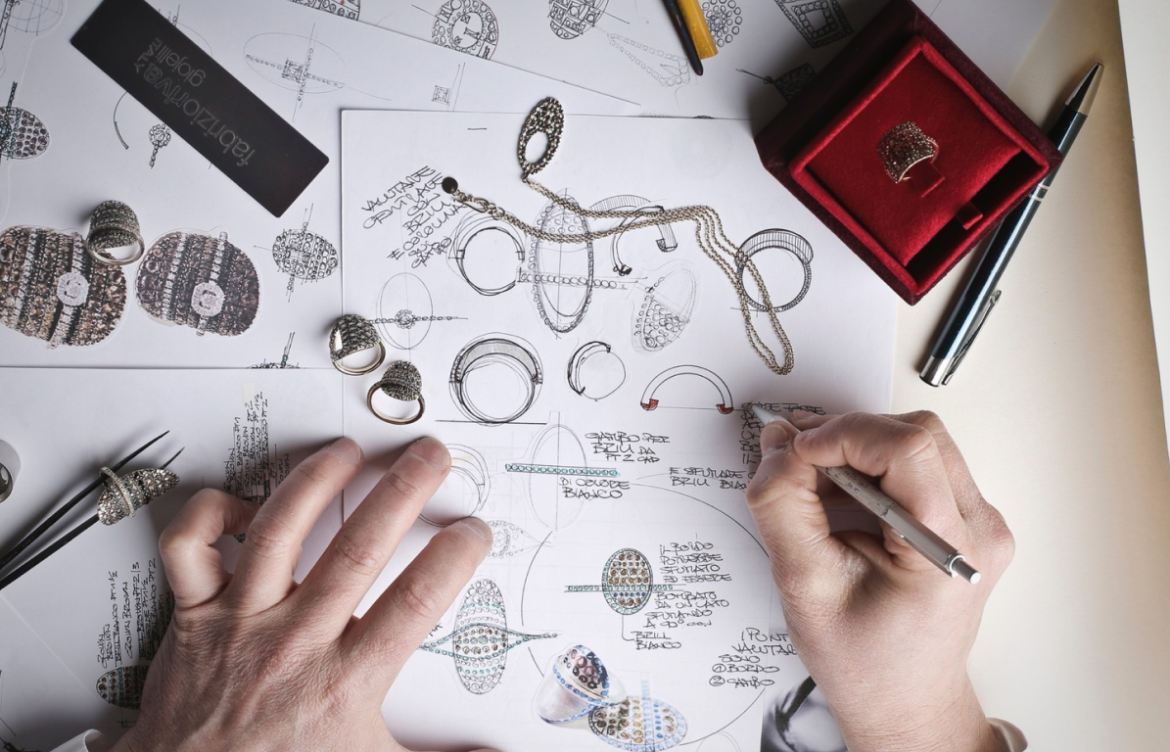 Design In jewellery Arts